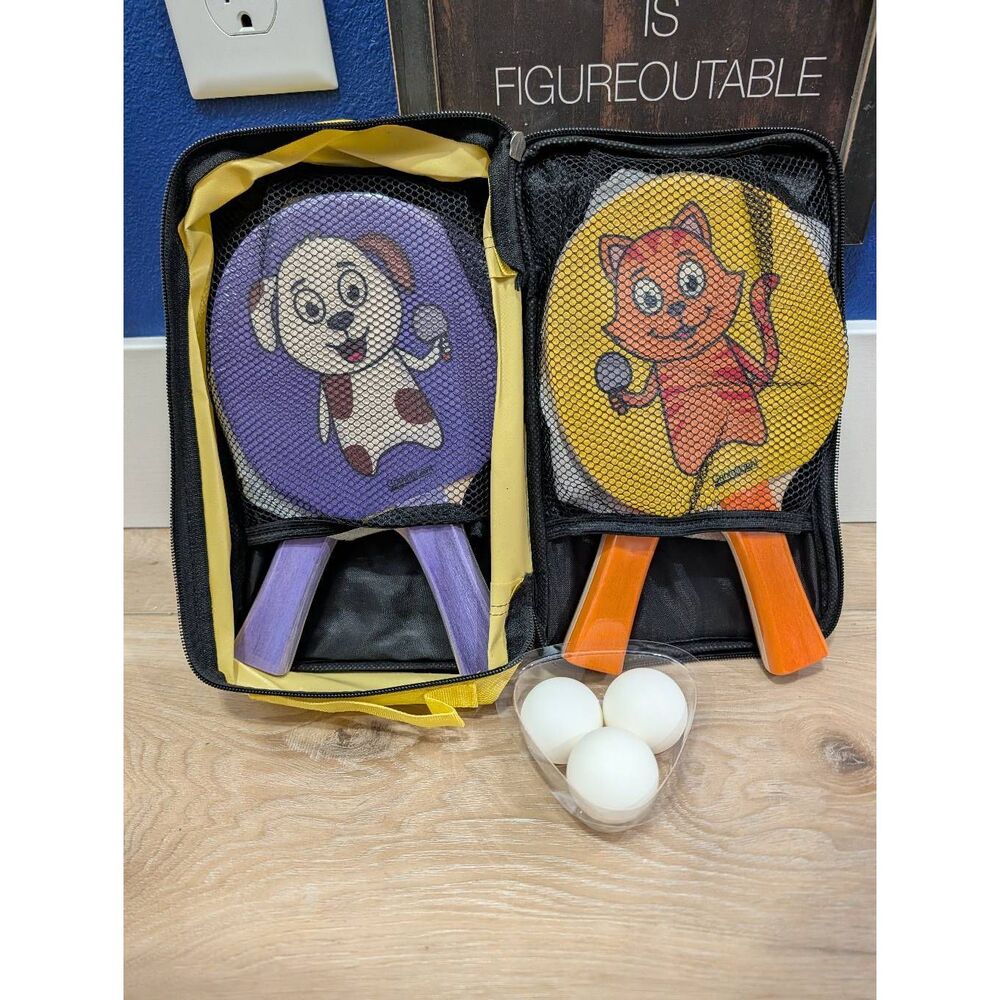 Kids Table Tennis Ping Pong Paddle Set 4 Paddles 3 Balls Zip Carry Case BNWT